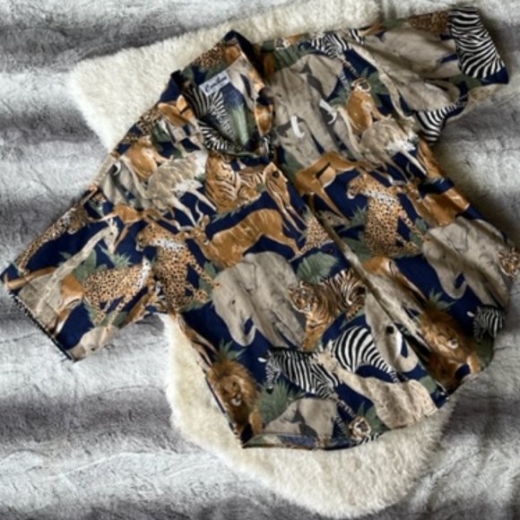 Caribou Tops - Vintage Button Up Short Sleeve Animals of the Wild Shirt